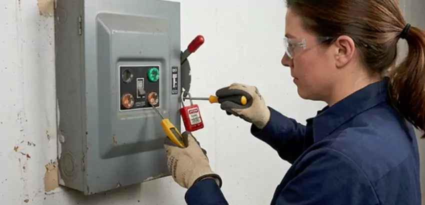 Motion Sensor Light Switch Replacement in Kennesaw