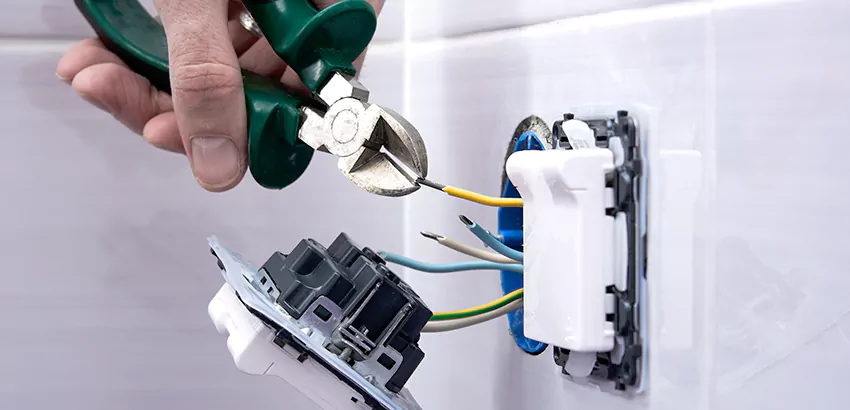 Outlet and Switch Repair Services in Kennesaw